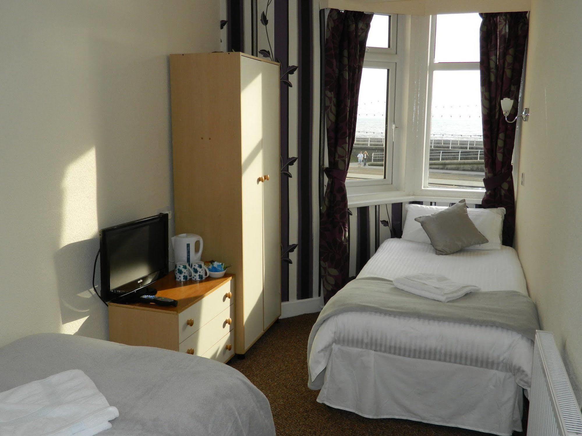 Hotel Ocean Bay Blackpool Exterior foto