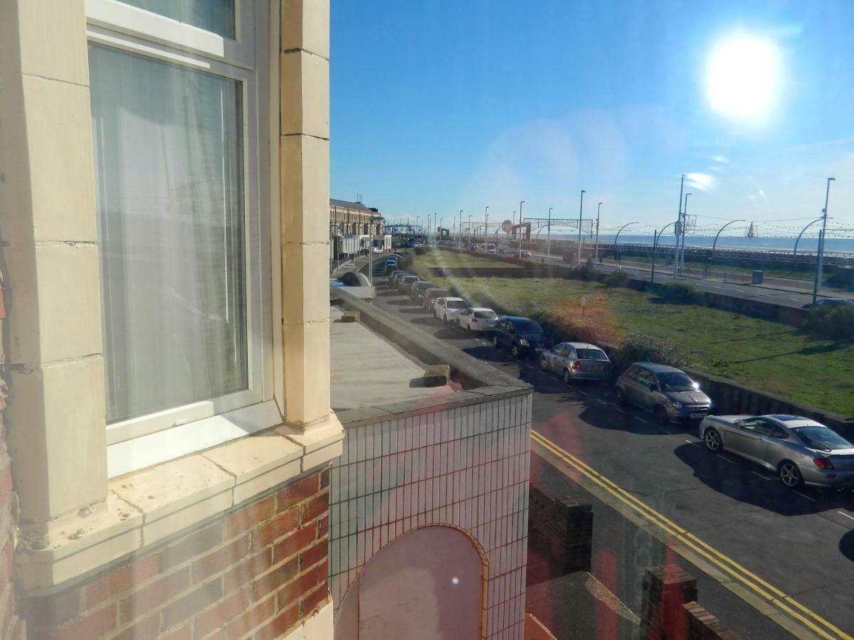 Hotel Ocean Bay Blackpool Exterior foto